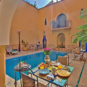 riad-la-villa-bleue.marrakeshhotelsmorocco.com/
